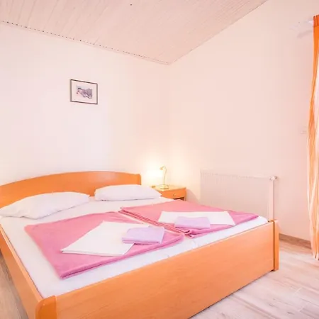 Apartmants Bogdanic Krk Ii Apartment