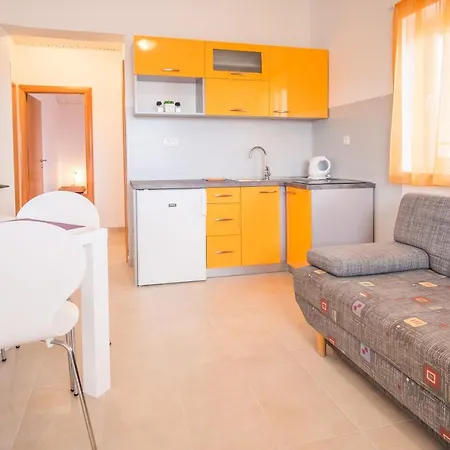 Apartmants Bogdanic Krk Ii *