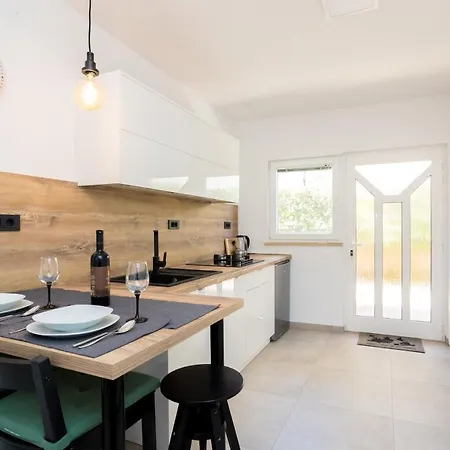 Apartmants Bogdanic Krk Ii Apartment Krk Town