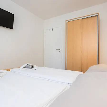 Apartmants Bogdanic Krk Ii Krk Town