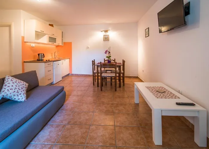 Apartmants Bogdanic Krk Ii *