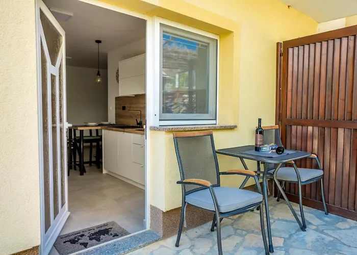 Apartmants Bogdanic Krk Ii Apartman Krk Town
