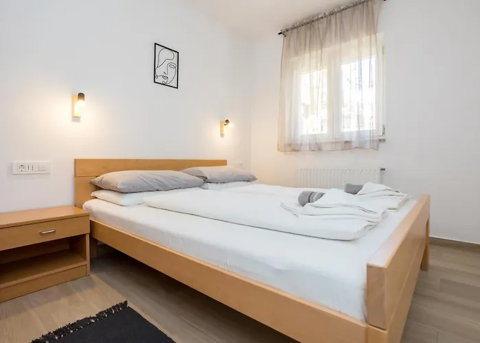 Apartment Apartmants Bogdanic Krk Ii Krk Town